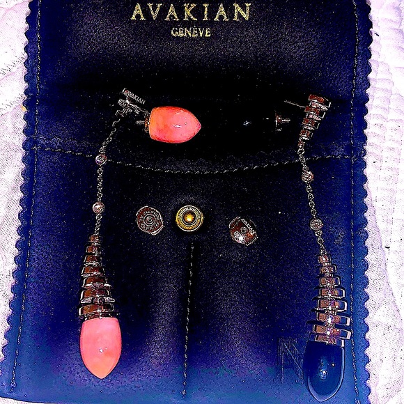 18K AVAKIAN RIVIERA Earrings w/ Pink Opal & Onyx - Picture 9 of 16